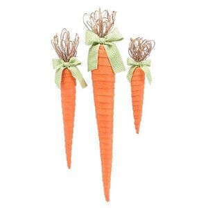 ASSORTED SIZE HANGING CARROTS- SET OF 3